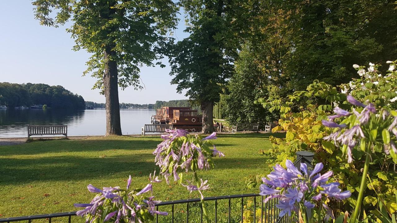 Ferienwohnungen Auf Der Schleusenhalbinsel Woltersdorf  Exterior photo
